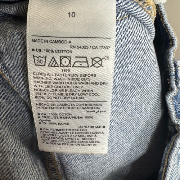 Old Navy Girls Wide Leg Distressed Jeans - Picture 3 of 7